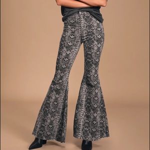 Just Float on Flares Snakeskin Print Pants